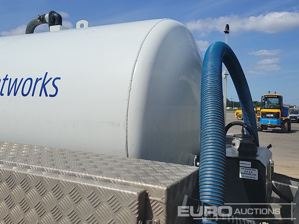 Tank truck 2021 Isuzu N75-190: picture 13