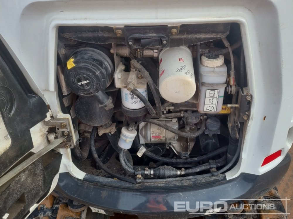 Mini excavator 2022 Bobcat E17Z: picture 30