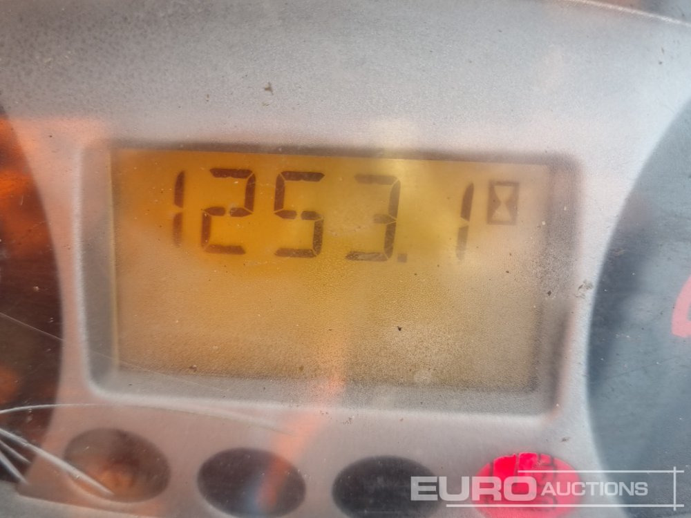 Mini excavator 2022 Bobcat E17Z: picture 40