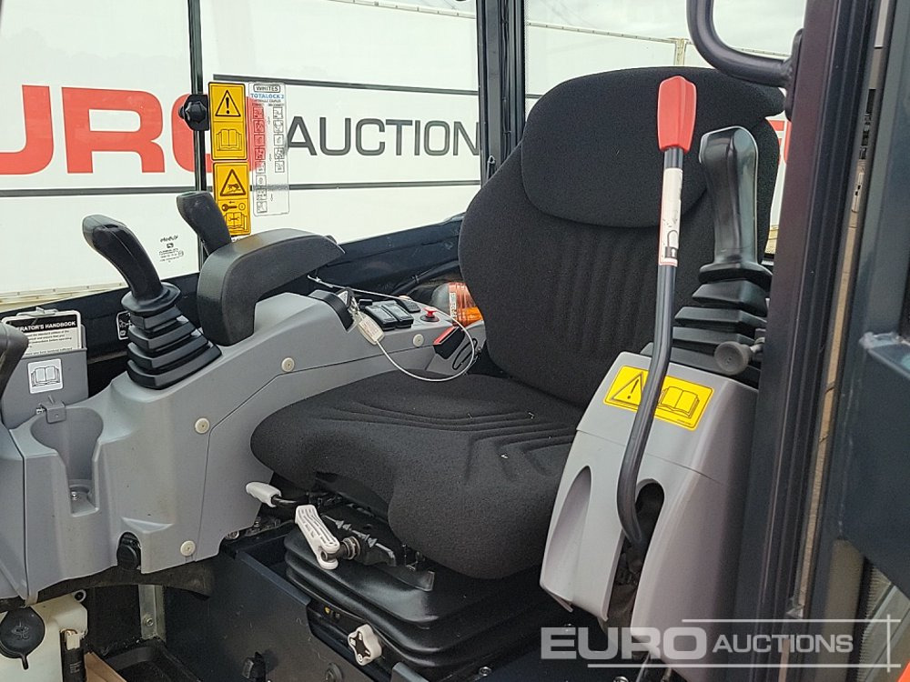 Mini excavator 2022 Kubota KX027-4: picture 37
