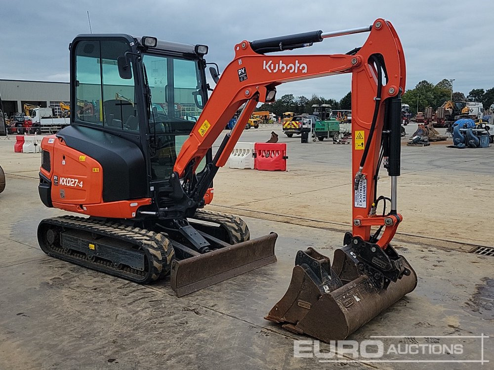 Mini excavator 2022 Kubota KX027-4: picture 7