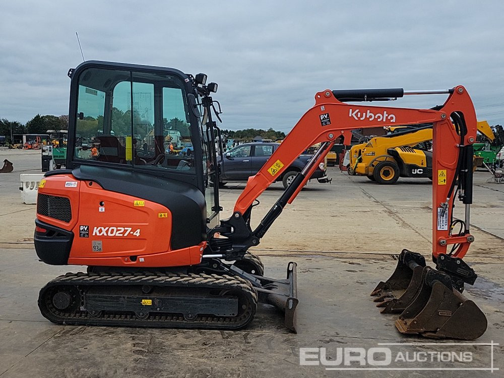 Mini excavator 2022 Kubota KX027-4: picture 6