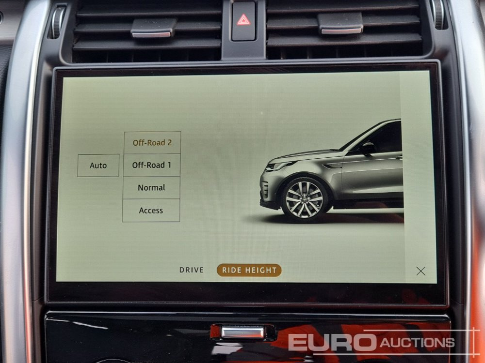 SUV 2022 Land Rover Discovery: picture 47