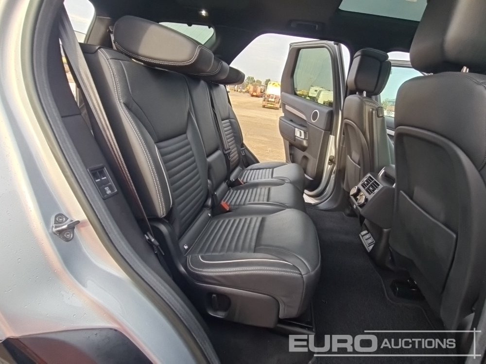 SUV 2022 Land Rover Discovery: picture 23