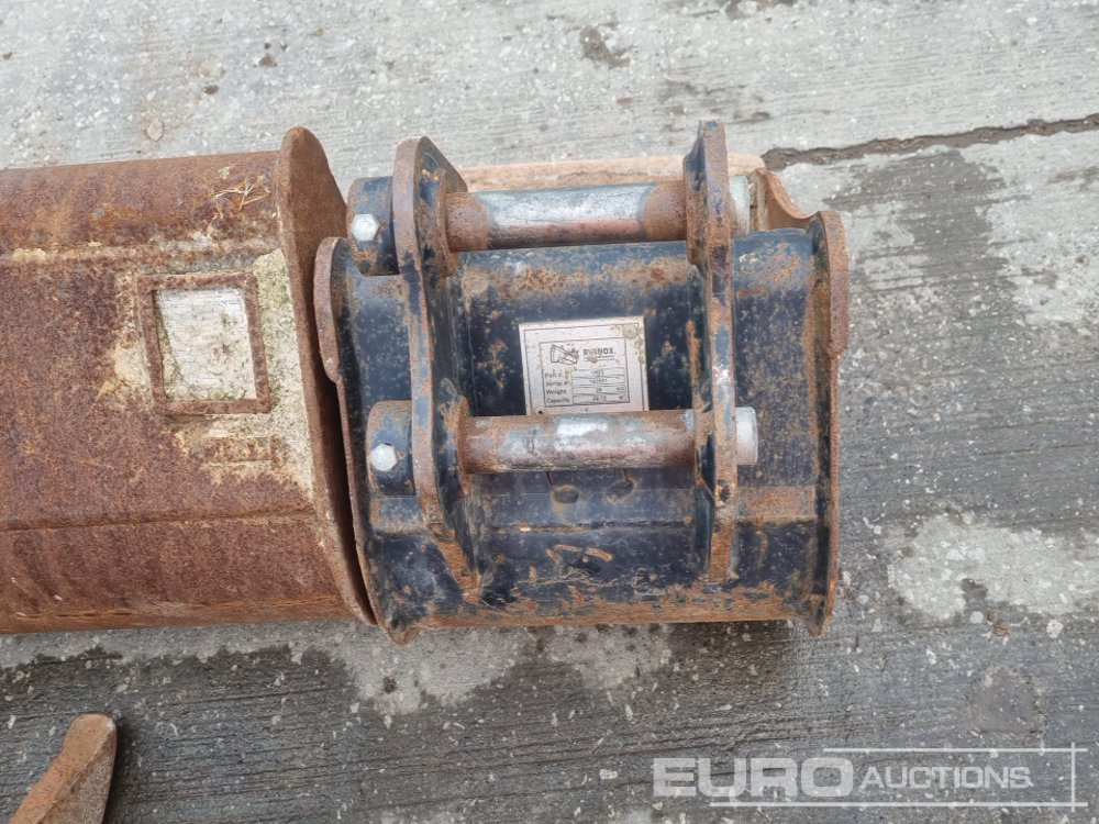 Bucket 48" Ditching, 18", 12", 12", 10" Digging Bucket 30-40mm Pin to suit Mini Excavator: picture 13