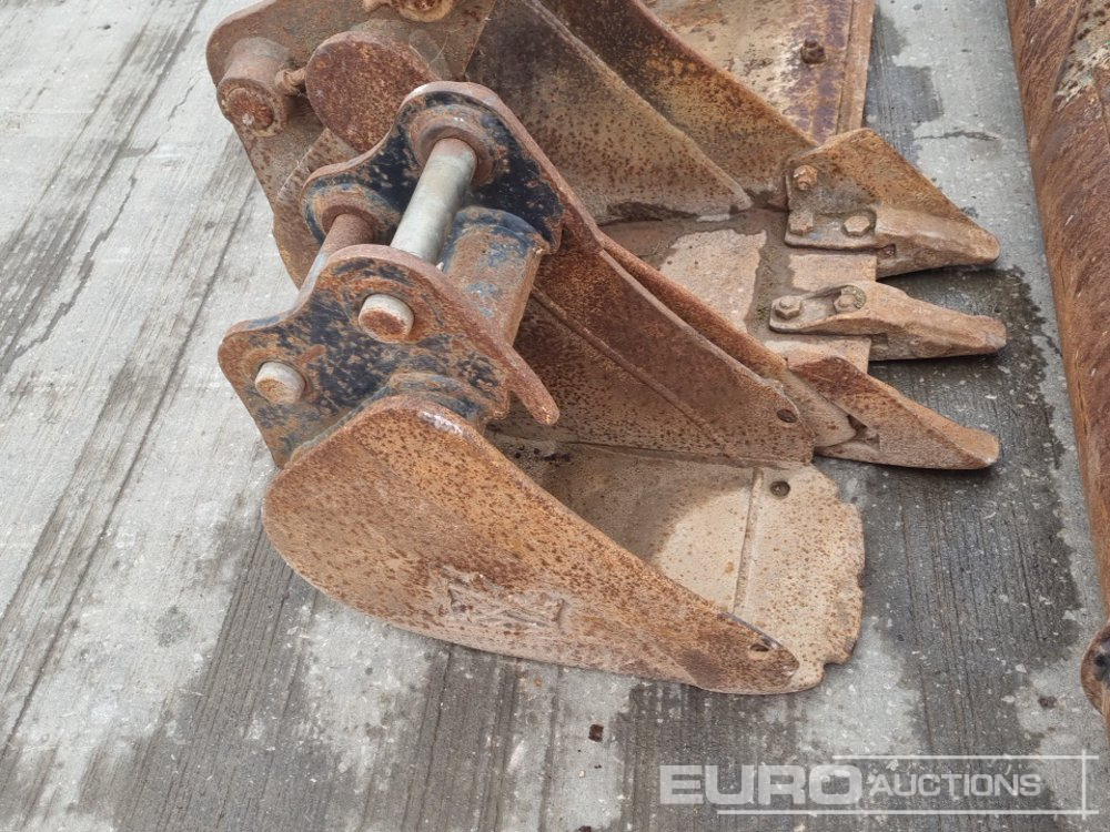 Bucket 48" Ditching, 18", 12", 12", 10" Digging Bucket 30-40mm Pin to suit Mini Excavator: picture 20