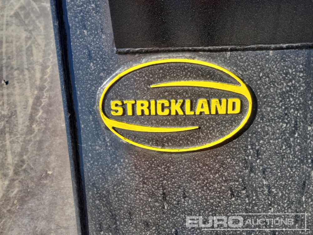 Agricultural machinery Unused Strickland 90" Loading Bucket to suit Manitou Telehandler: picture 13