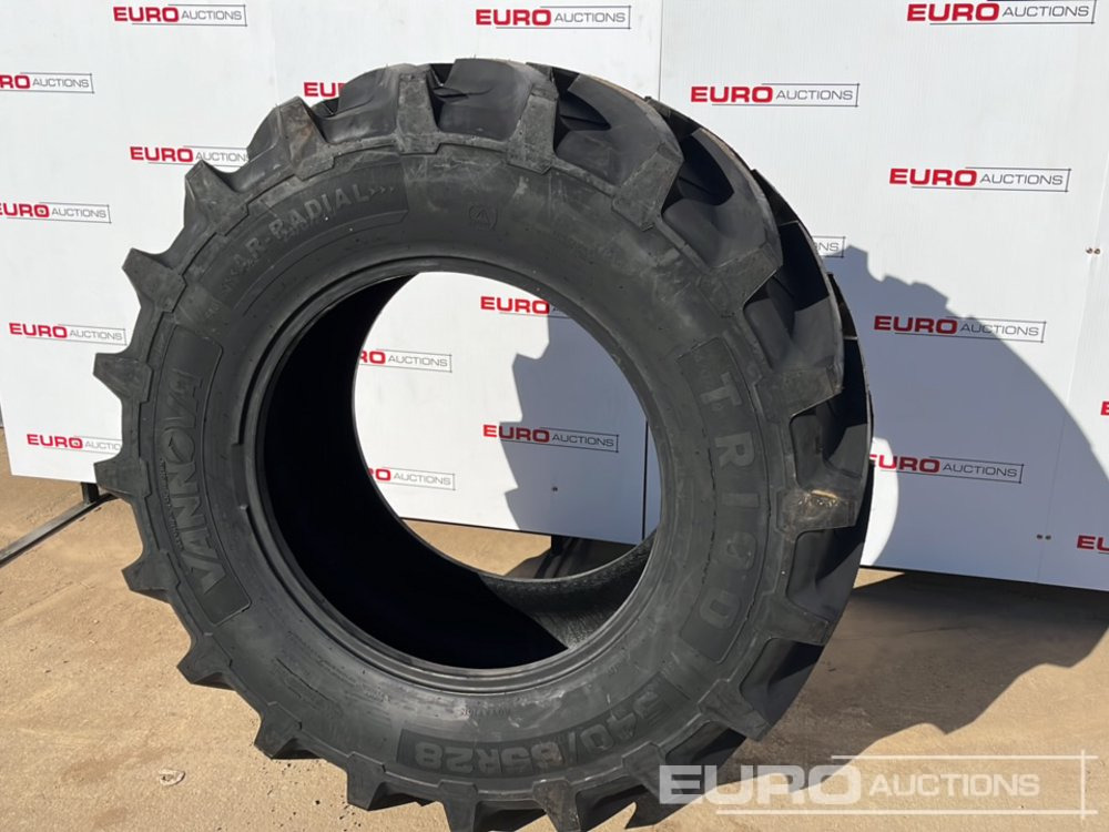 Unused Vannova 540/65R28-149 R1W Tyres (2 of) - Agricultural machinery: picture 4 Unused Vannova 540/65R28-149 R1W Tyres (2 of) - Agricultural machinery: picture 4