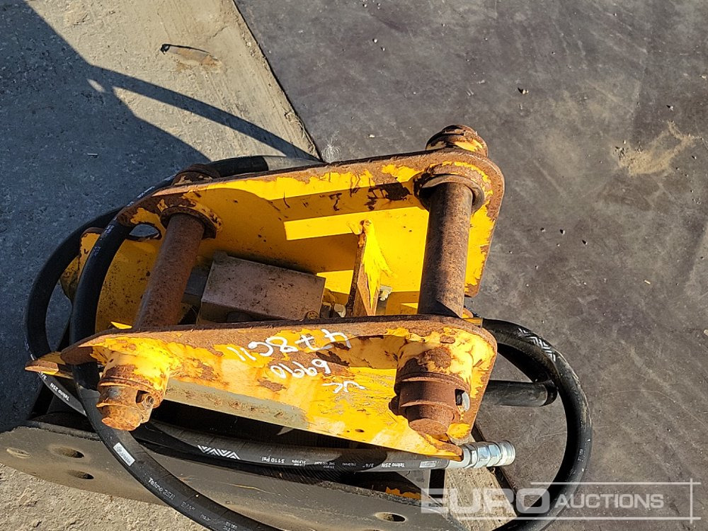 Attachment for Excavator Hydraulic Compaction Plate 45mm Pin to suit 4-6 Ton Excavator: picture 18