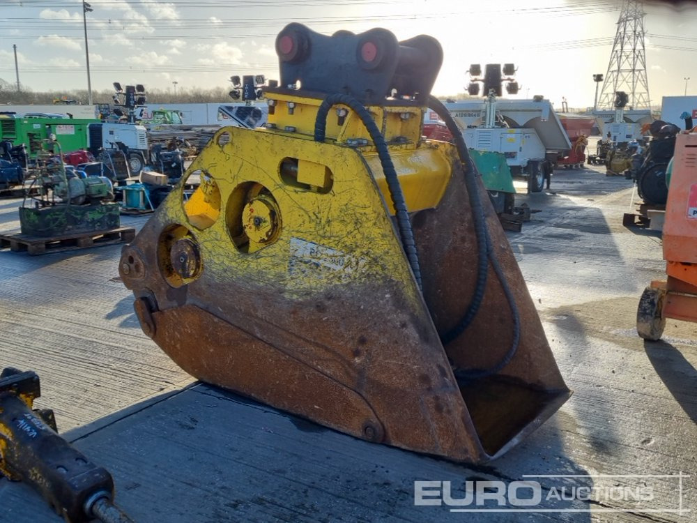 Attachment for Crusher Hydraulic Jaw Crusher 80mm Pin to suit 20 Ton Excavator: picture 7 Attachment for Crusher Hydraulic Jaw Crusher 80mm Pin to suit 20 Ton Excavator: picture 7