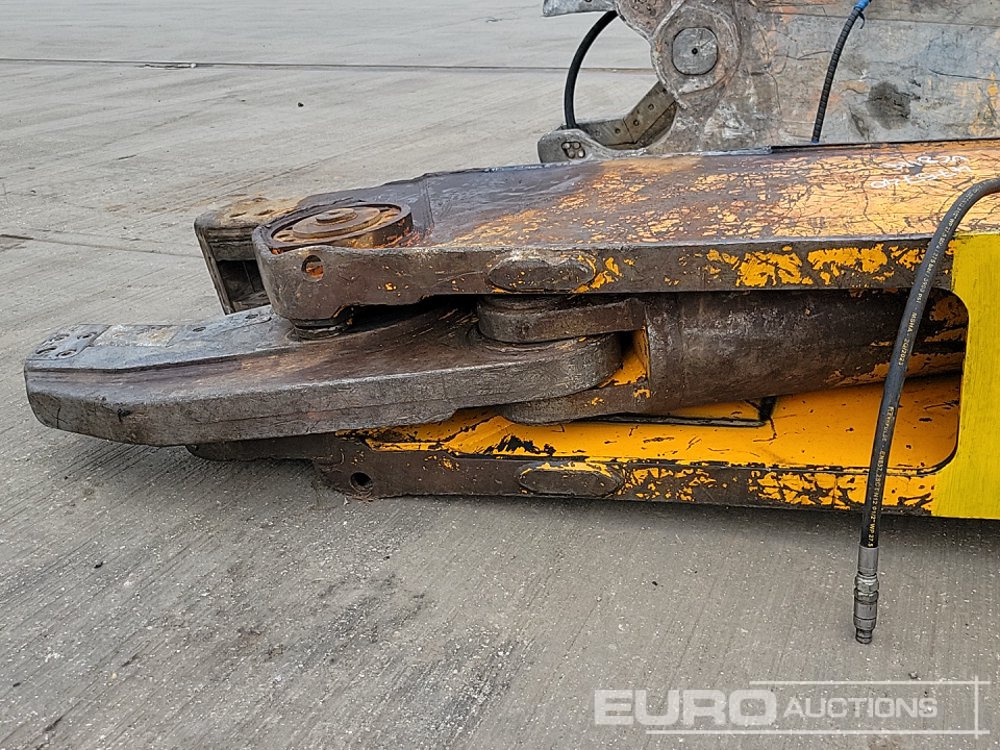 Attachment for Excavator Hydraulic Rotating Sheer 90mm Pin to suit 30 Ton Excavator: picture 11