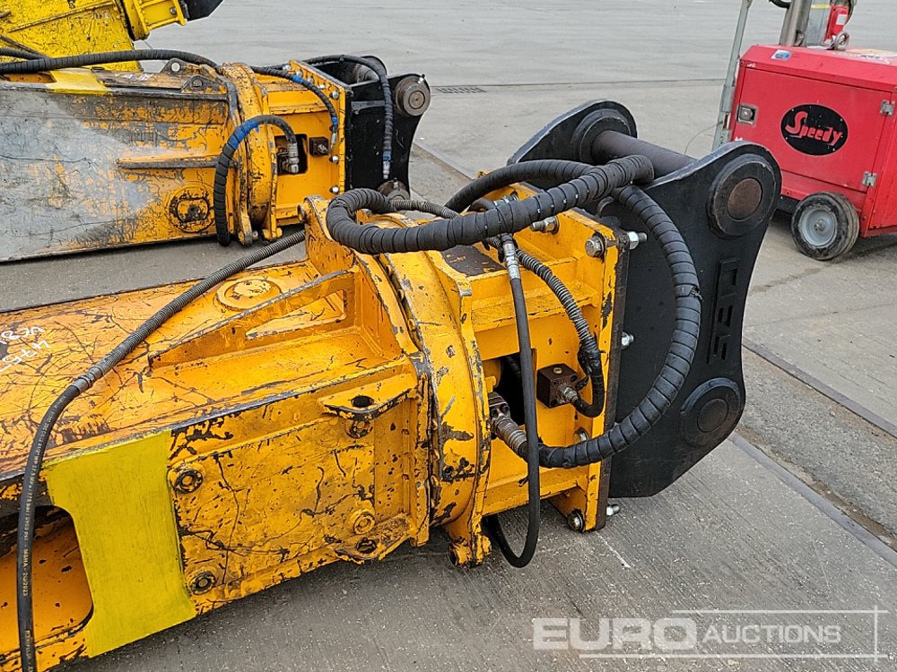 Attachment for Excavator Hydraulic Rotating Sheer 90mm Pin to suit 30 Ton Excavator: picture 12