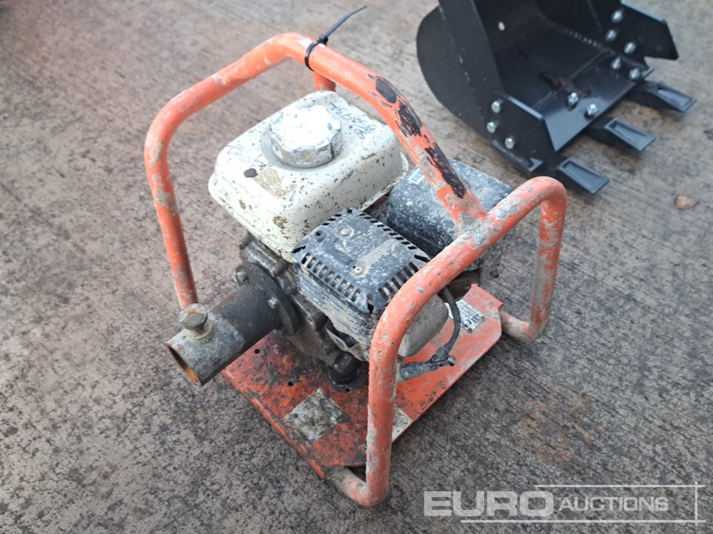 Belle Petrol Vibrating Poker Drive Unit - Asphalt machine: picture 3 Belle Petrol Vibrating Poker Drive Unit - Asphalt machine: picture 3