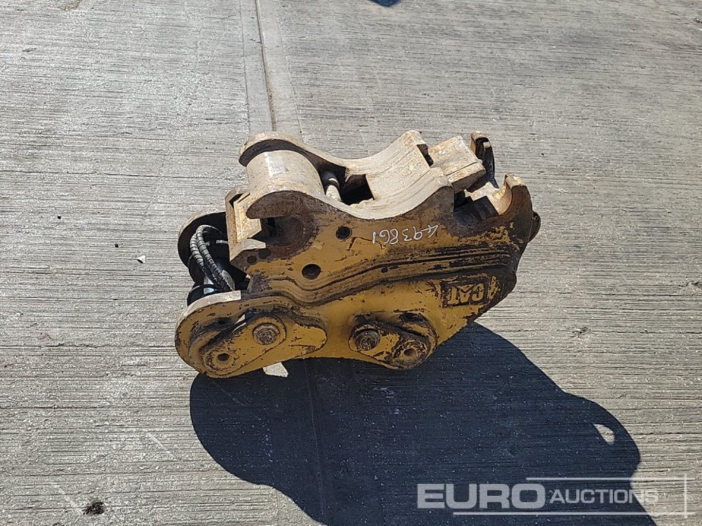 CAT Hydraulic Double Lock QH 80mm Pin to suit 20 Ton Excavator - Quick coupler: picture 2 CAT Hydraulic Double Lock QH 80mm Pin to suit 20 Ton Excavator - Quick coupler: picture 2
