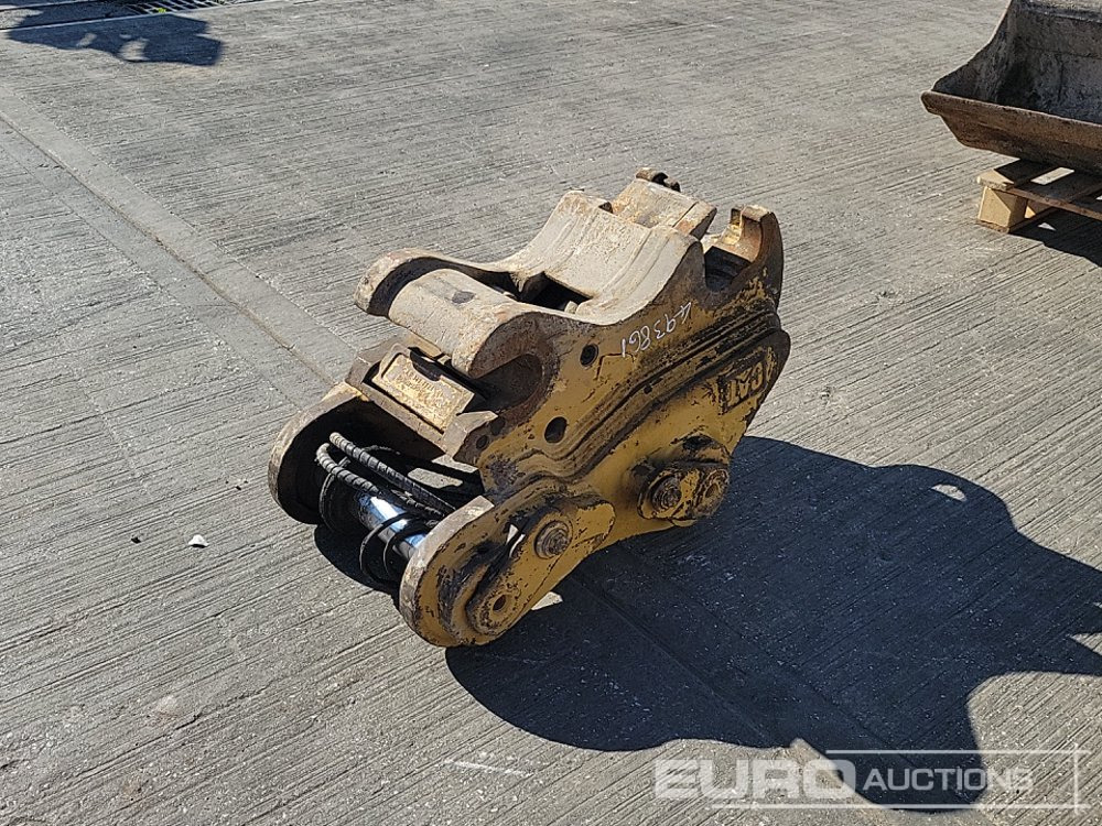 CAT Hydraulic Double Lock QH 80mm Pin to suit 20 Ton Excavator - Quick coupler: picture 1 CAT Hydraulic Double Lock QH 80mm Pin to suit 20 Ton Excavator - Quick coupler: picture 1