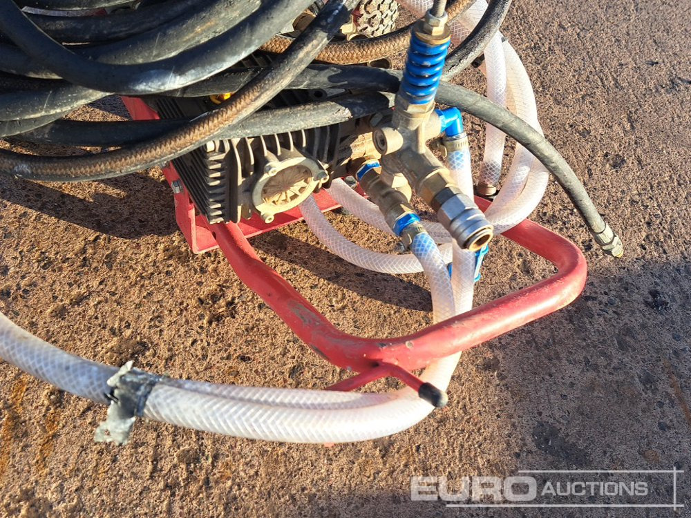 Comet Petrol Pressure Washer, Honda Engine, Hose, Lance - Pressure washer: picture 5 Comet Petrol Pressure Washer, Honda Engine, Hose, Lance - Pressure washer: picture 5