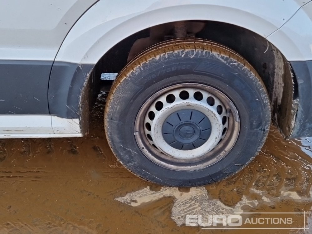 Commercial vehicle 2019 Volkswagen Crafter CR35: picture 12