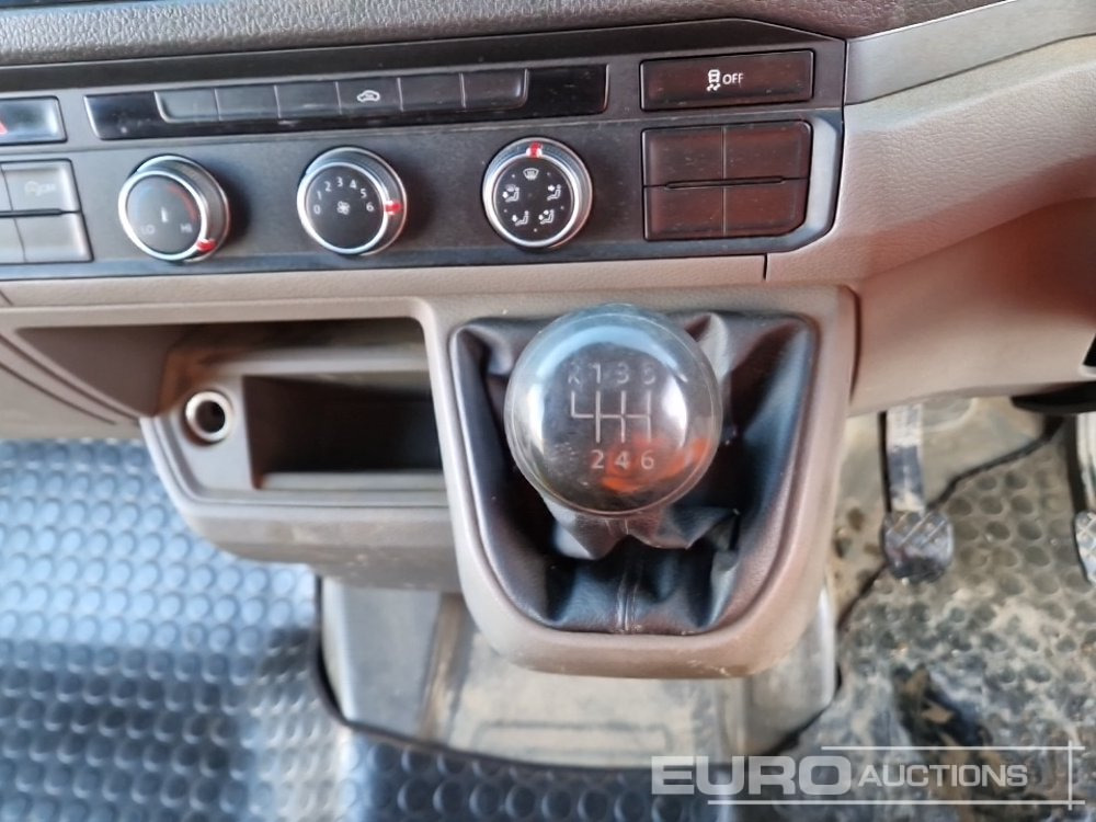 Commercial vehicle 2019 Volkswagen Crafter CR35: picture 27