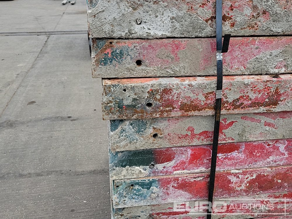 Asphalt machine Concrete Formwork, 3.3m x 1.2m Panel (10 of): picture 14