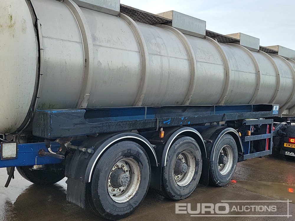 Tank semi-trailer Crane Freuhauf Tri Axle Tanker Trailer: picture 20