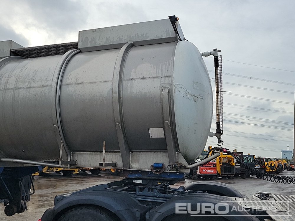 Tank semi-trailer Crane Freuhauf Tri Axle Tanker Trailer: picture 24