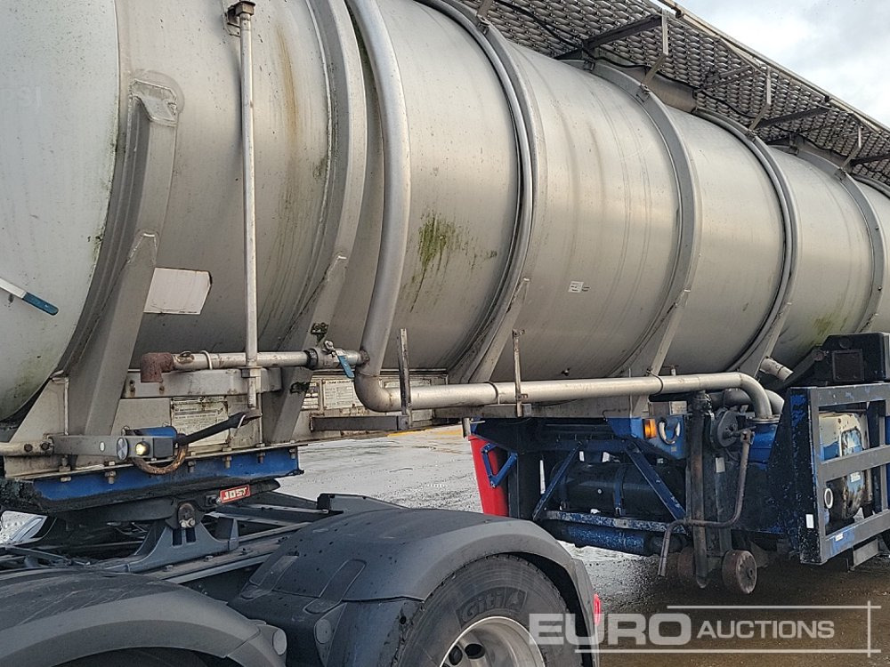 Tank semi-trailer Crane Freuhauf Tri Axle Tanker Trailer: picture 38