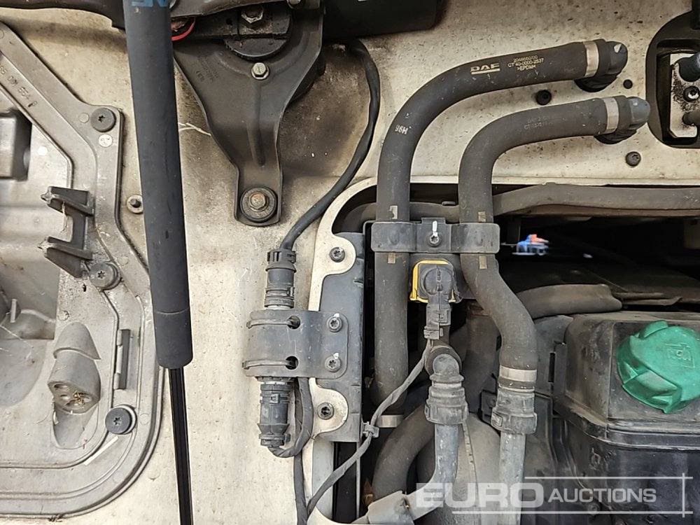 Tank truck DAF CF410: picture 50