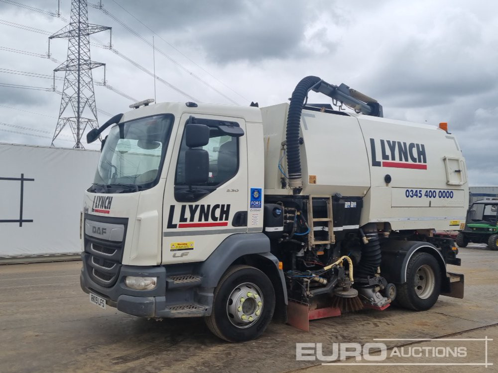 DAF LF230 - Road sweeper: picture 1 DAF LF230 - Road sweeper: picture 1