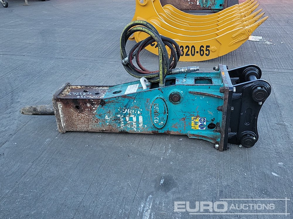 Demaco Hydraulic Breaker 45mm Pin to suit 4-6 Ton Excavator - Hydraulic hammer: picture 2 Demaco Hydraulic Breaker 45mm Pin to suit 4-6 Ton Excavator - Hydraulic hammer: picture 2