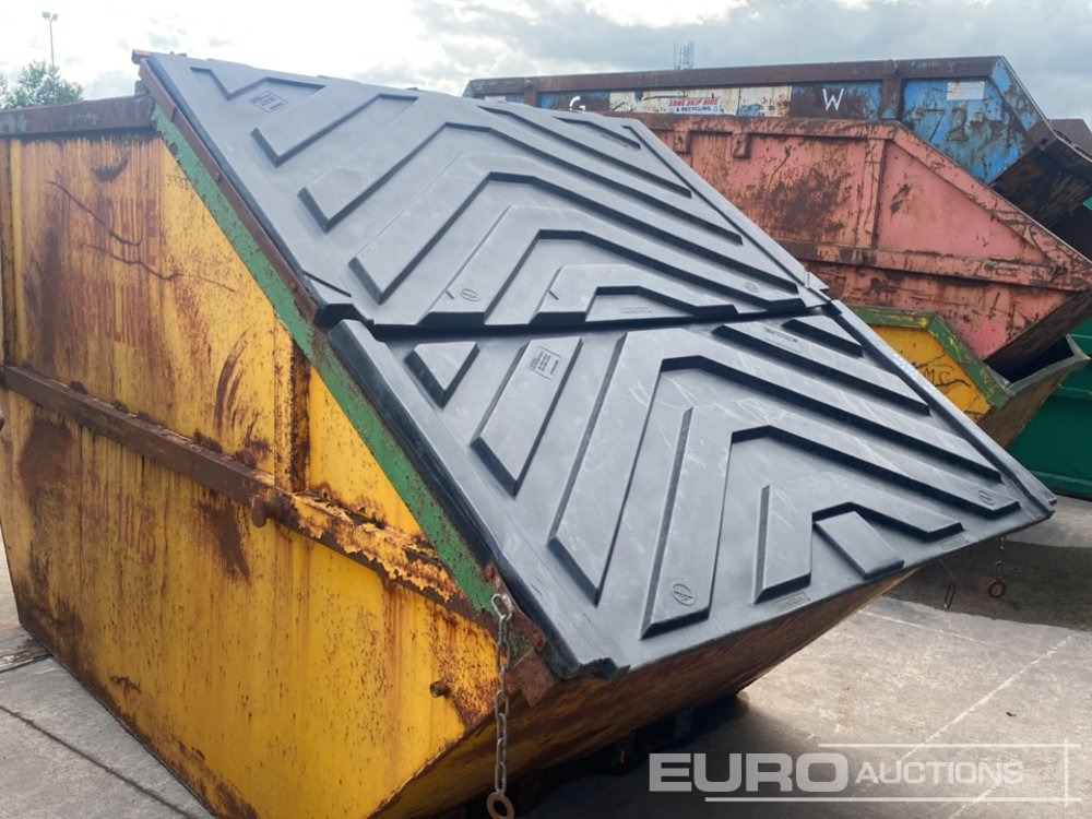 Enclosed Steel Skip - Skip bin: picture 4 Enclosed Steel Skip - Skip bin: picture 4