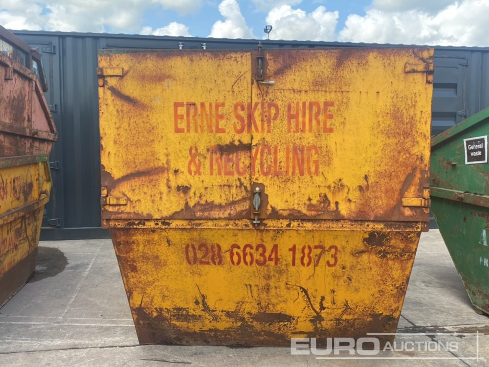 Enclosed Steel Skip - Skip bin: picture 2 Enclosed Steel Skip - Skip bin: picture 2
