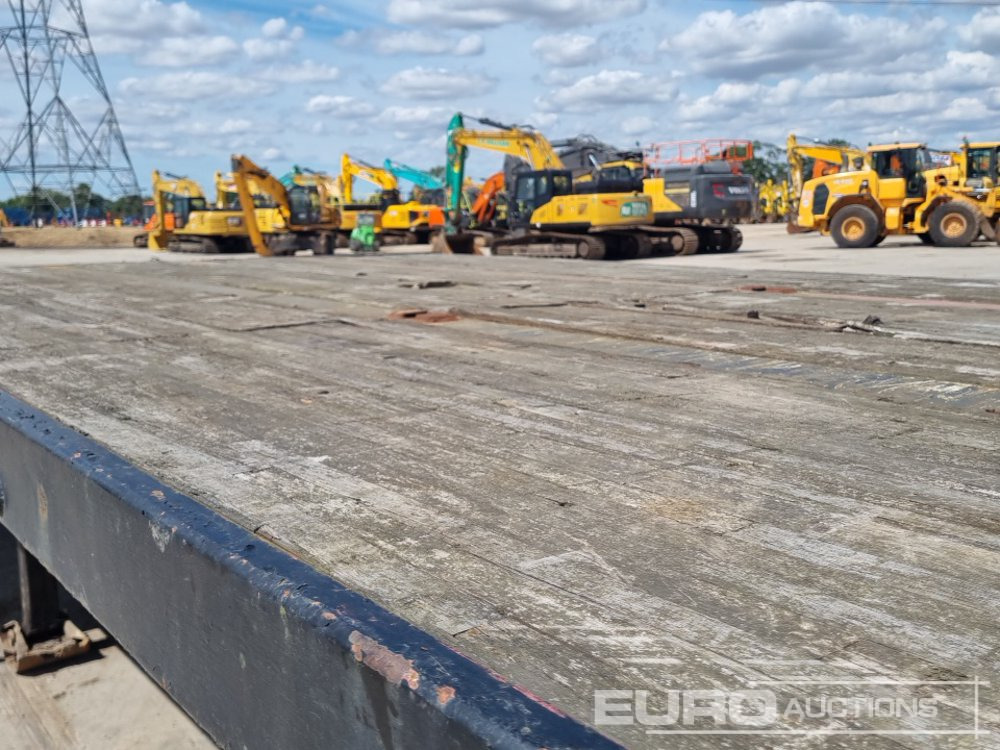 Low loader semi-trailer General Trailers Twin Axle Step Frame Low Loader Trailer: picture 24