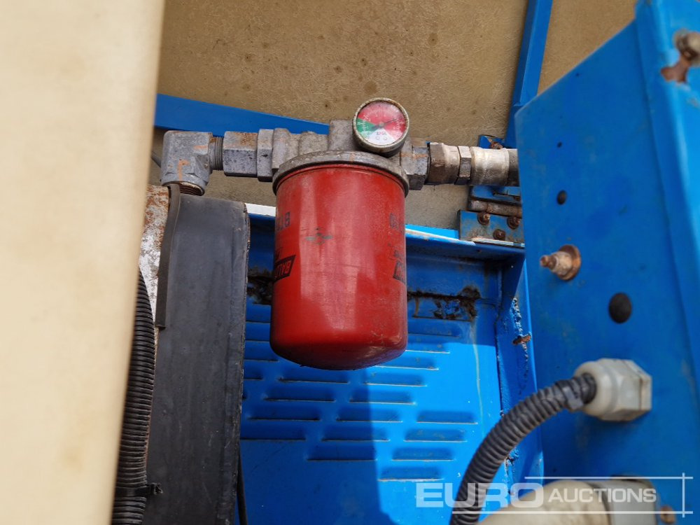 Aerial platform Genie S85: picture 50