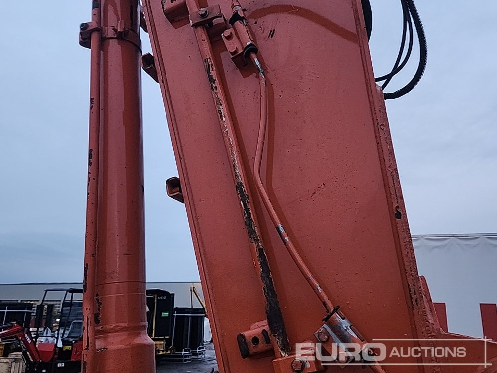 Crawler excavator Hitachi ZX210LC-3: picture 14 Crawler excavator Hitachi ZX210LC-3: picture 14