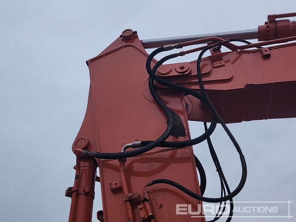 Crawler excavator Hitachi ZX210LC-3: picture 15 Crawler excavator Hitachi ZX210LC-3: picture 15