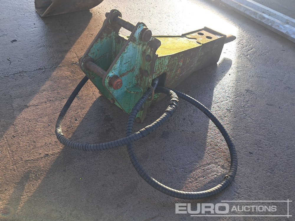 Hydraulic Breaker 45mm Pin to suit 4-6 Ton Excavator - Hydraulic hammer: picture 3 Hydraulic Breaker 45mm Pin to suit 4-6 Ton Excavator - Hydraulic hammer: picture 3