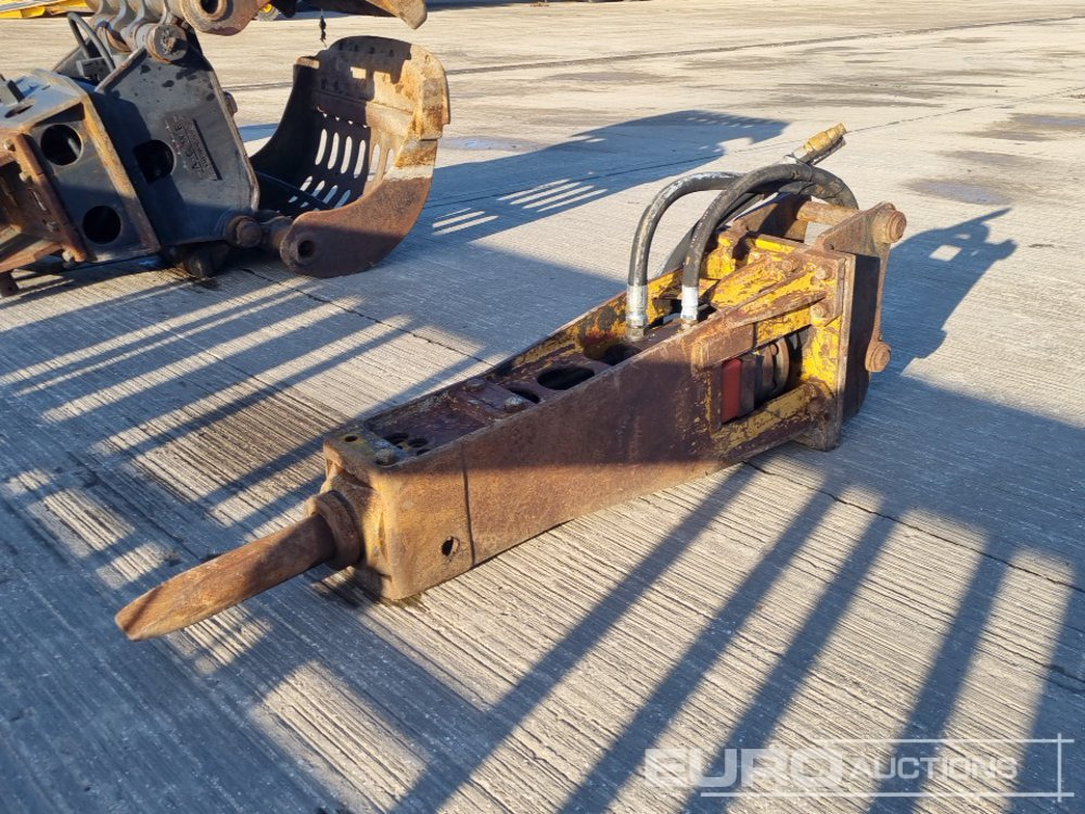 Hydraulic Breaker 45mm Pin to suit 4-6 Ton Excavator - Hydraulic hammer: picture 1 Hydraulic Breaker 45mm Pin to suit 4-6 Ton Excavator - Hydraulic hammer: picture 1