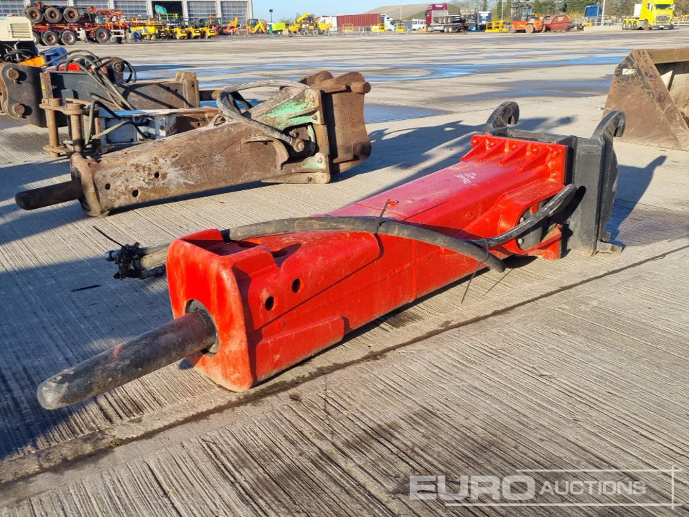 Hydraulic Breaker to suit Dedicated QH - Hydraulic hammer: picture 1 Hydraulic Breaker to suit Dedicated QH - Hydraulic hammer: picture 1