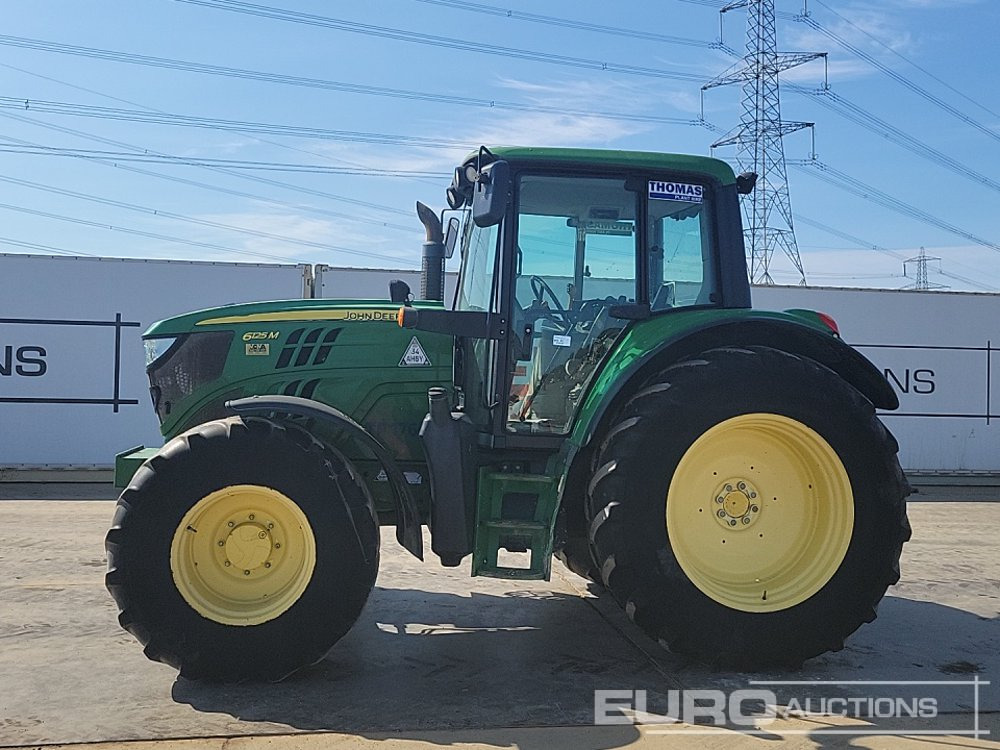 John Deere 6125M - Farm tractor: picture 2 John Deere 6125M - Farm tractor: picture 2