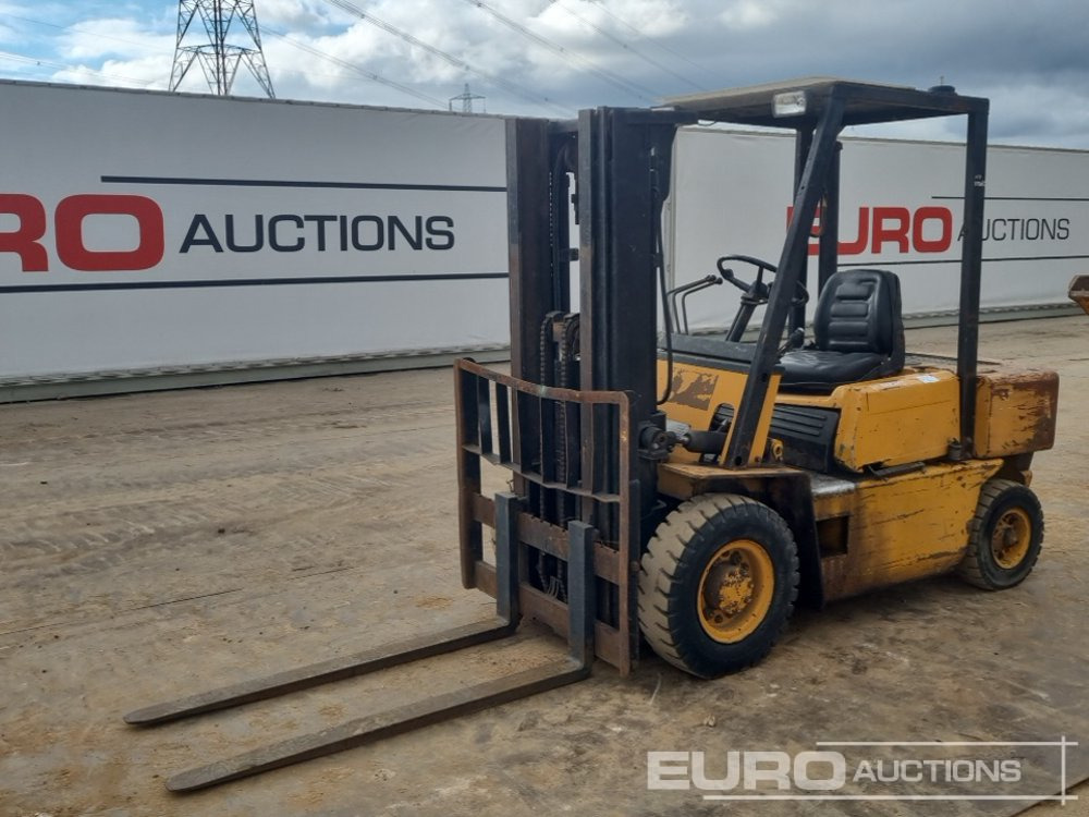 Komatsu FD25-8 - Forklift: picture 1 Komatsu FD25-8 - Forklift: picture 1