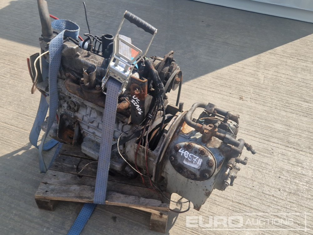 Kubota 4 Cylinder Engine, Pump - Engine: picture 3 Kubota 4 Cylinder Engine, Pump - Engine: picture 3