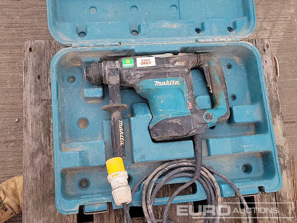 Makita 110 Volt Hammer Drill, Hilti 110 Volt Wet/Dry Vaccum - Construction equipment: picture 5 Makita 110 Volt Hammer Drill, Hilti 110 Volt Wet/Dry Vaccum - Construction equipment: picture 5