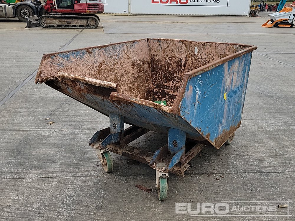 2020 Conquip Tipping Skip to suit Forklift - Material handling equipment: picture 1 2020 Conquip Tipping Skip to suit Forklift - Material handling equipment: picture 1