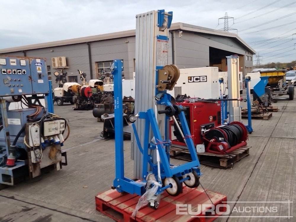 Unused Hand Lift GTWY-7.9 Material Lift - Material handling equipment: picture 1 Unused Hand Lift GTWY-7.9 Material Lift - Material handling equipment: picture 1