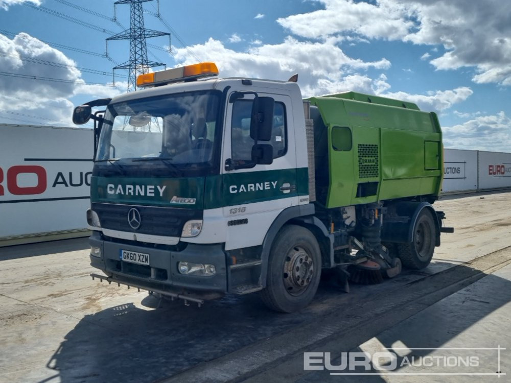 Mercedes 1318 - Road sweeper: picture 1 Mercedes 1318 - Road sweeper: picture 1
