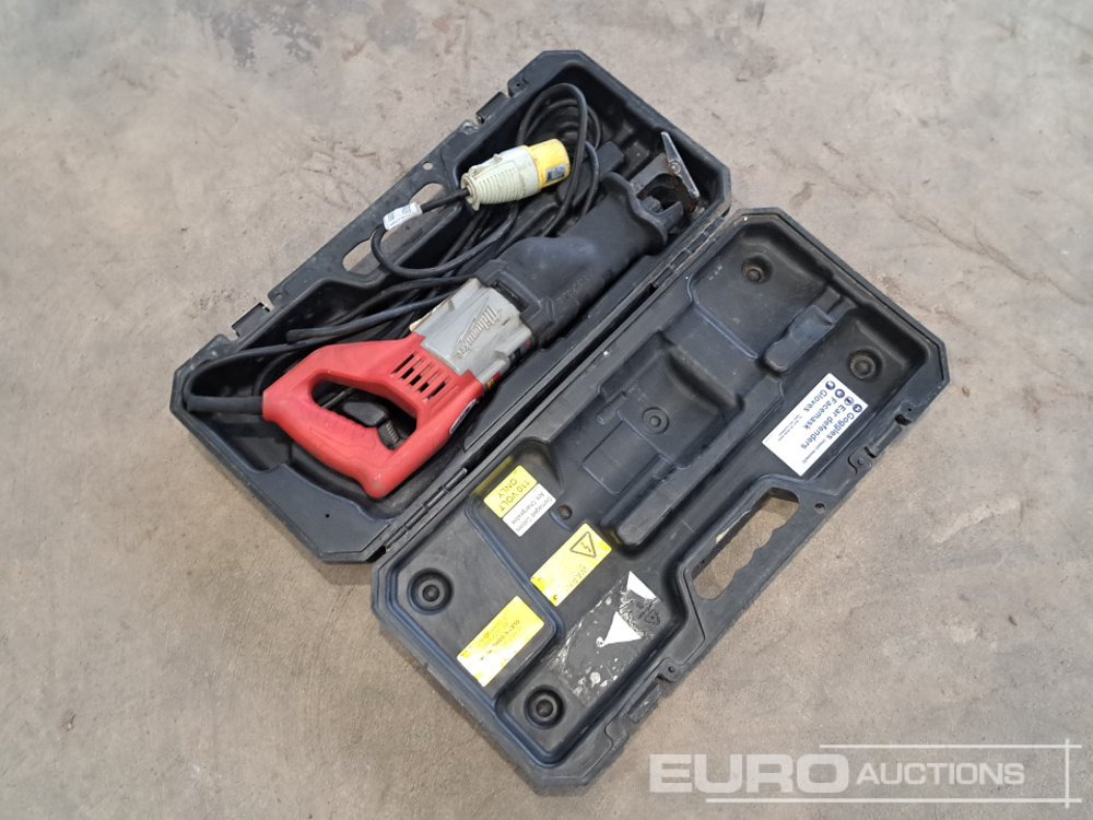 Milwaukee 110 Volt Reciprocating Saw & Case - Construction equipment: picture 3 Milwaukee 110 Volt Reciprocating Saw & Case - Construction equipment: picture 3