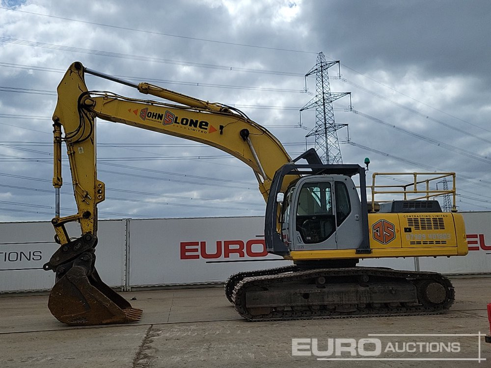 New Holland E385 - Crawler excavator: picture 2 New Holland E385 - Crawler excavator: picture 2