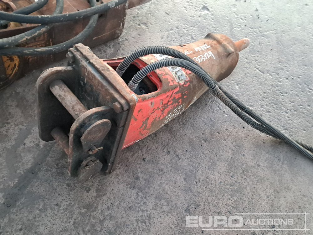 Rammer Hydraulic Breaker 45mm Pin to suit 4-6 Ton Excavator - Hydraulic hammer: picture 3 Rammer Hydraulic Breaker 45mm Pin to suit 4-6 Ton Excavator - Hydraulic hammer: picture 3