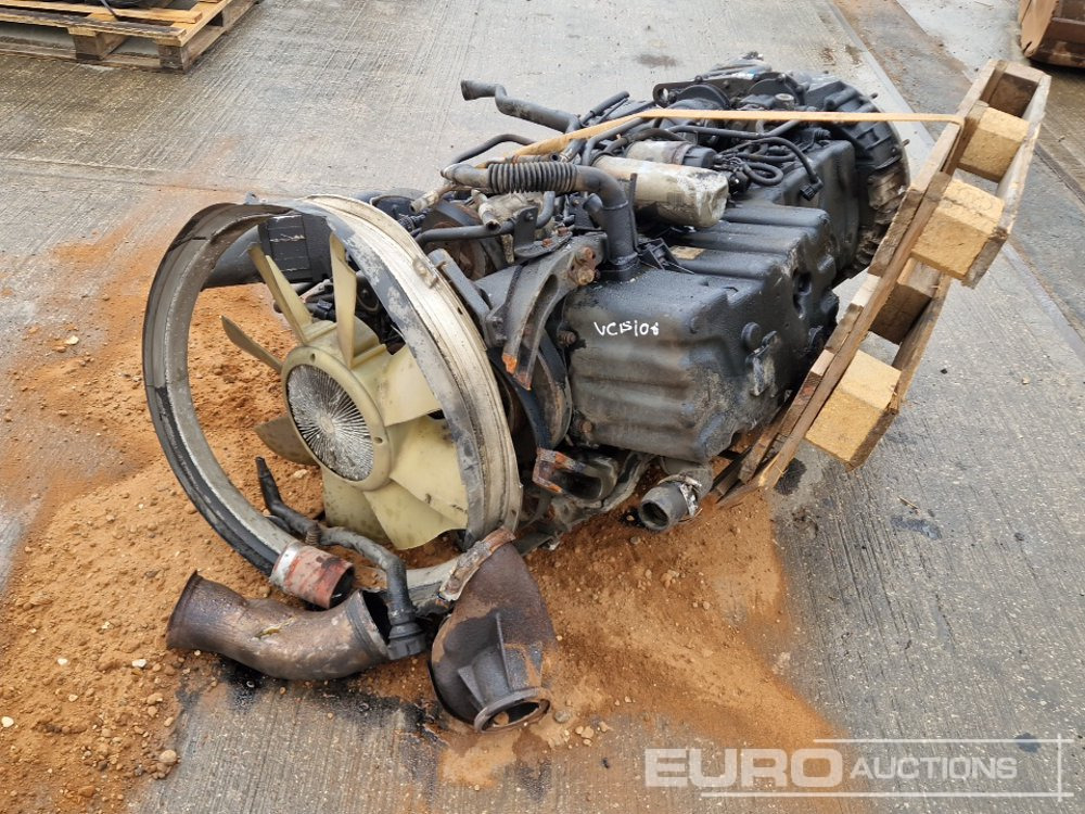 Renault 6 Cylinder Engine - Engine: picture 1 Renault 6 Cylinder Engine - Engine: picture 1