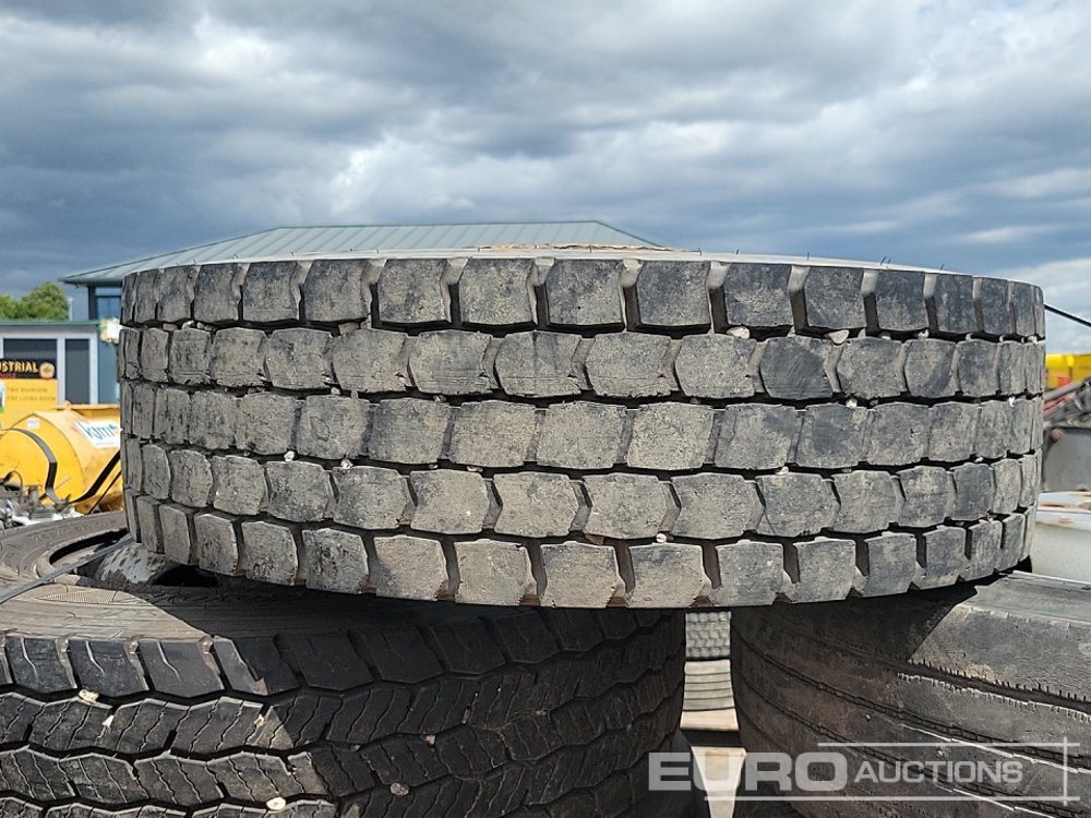 Tire Selection of Various Size Tyre & Rim (13 of): picture 9